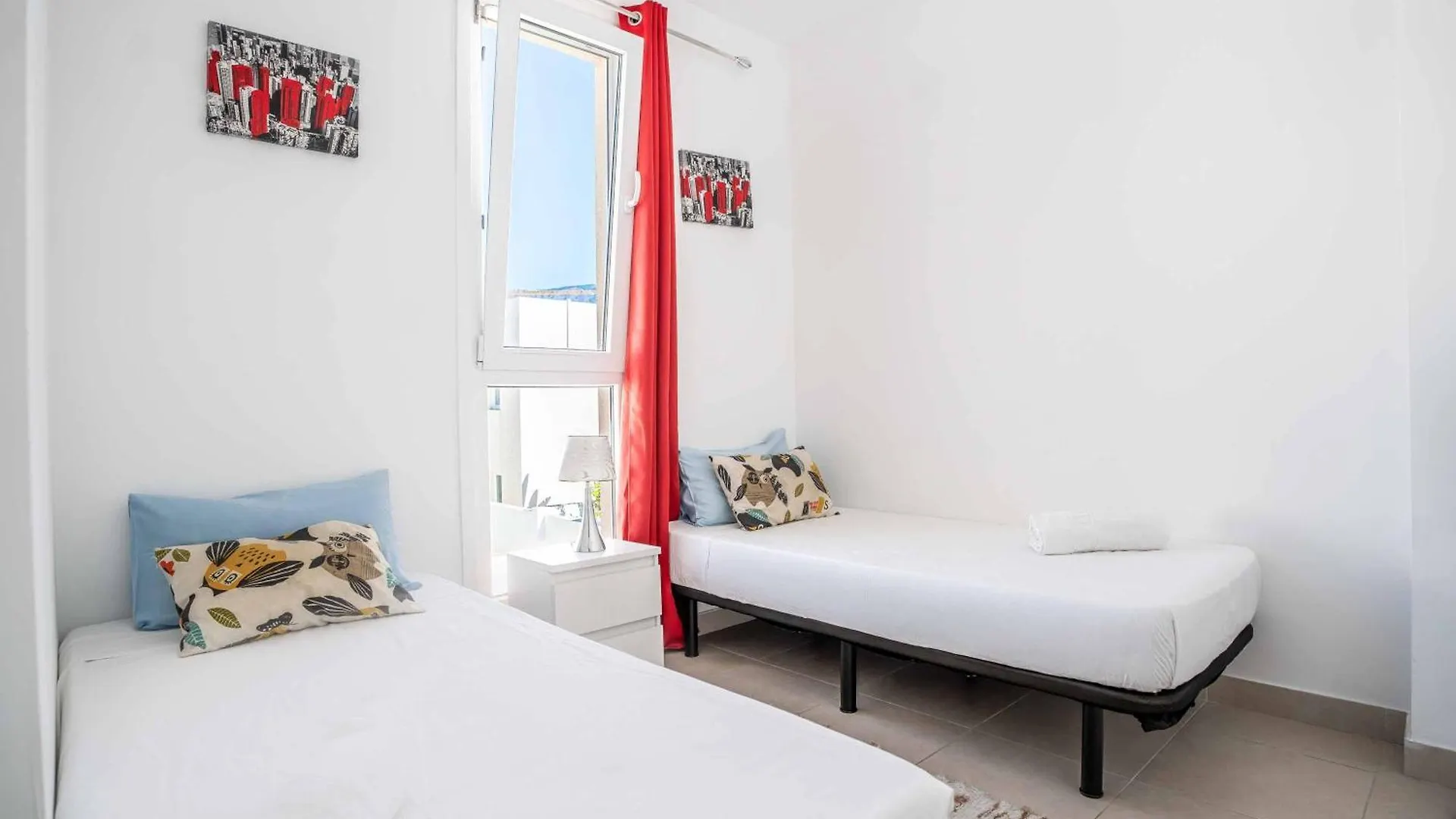 אדחה Villa Primrose