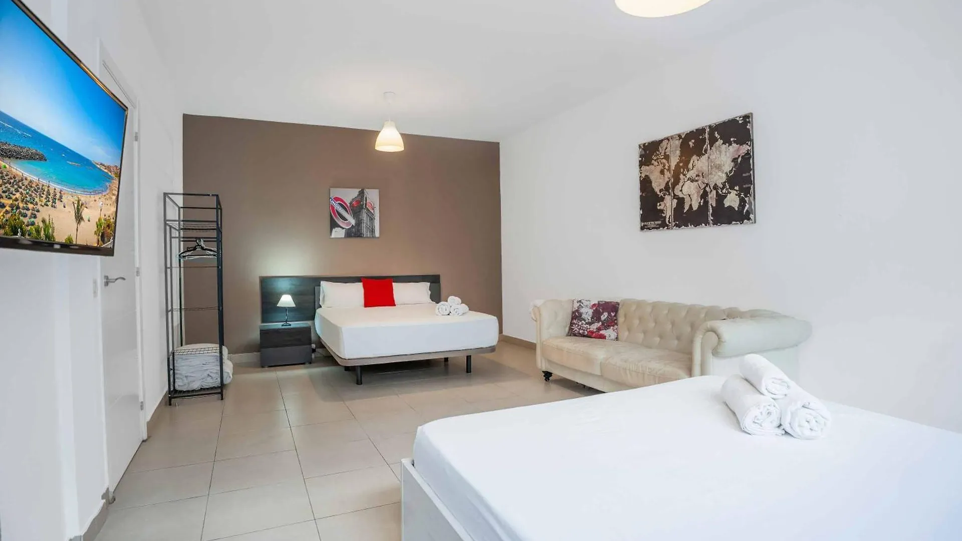 אדחה Villa Primrose