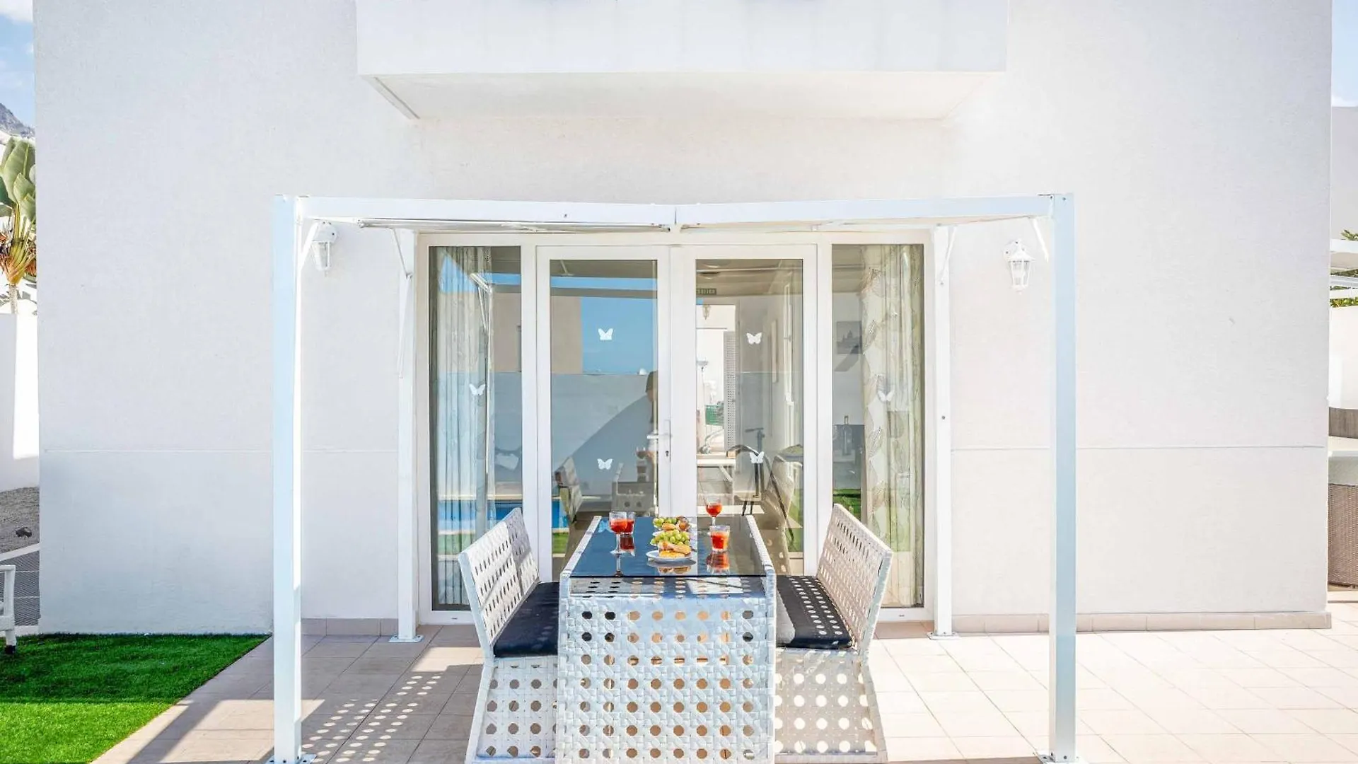 אדחה Villa Primrose